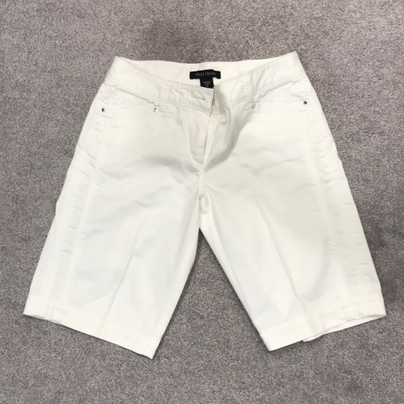 WHBM Bermuda Shorts - Picture 1 of 3